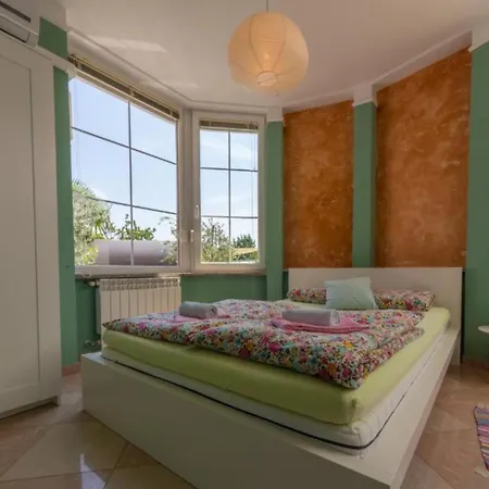 Melanie - Opric Hills