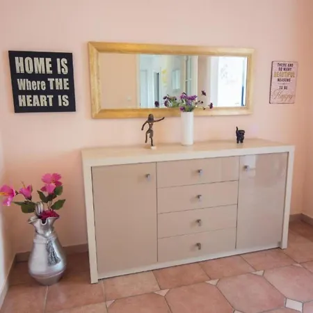 Apartment Melanie - Opric Hills *