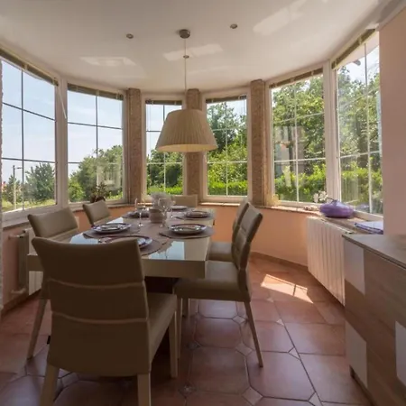 Apartment Melanie - Opric Hills *