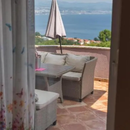 Melanie - Opric Hills